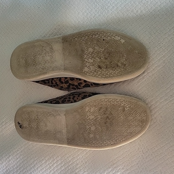 Life Stride Leopard Print Slip on Sneakers Size 8.5 - Picture 4 of 4